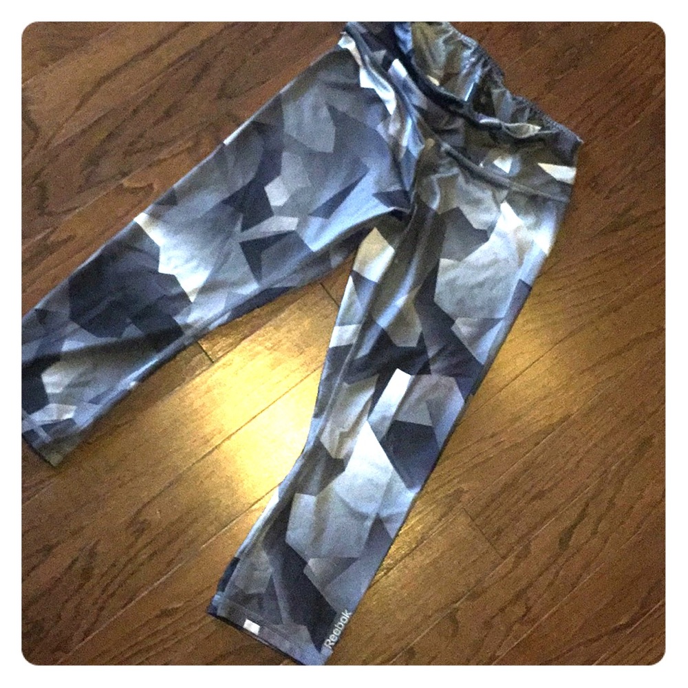 REEBOK WORKOUT CAPRIS‼️❤️